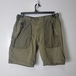 Abercrombie & Fitch Men's Green Zipper Pockets Shorts, 36